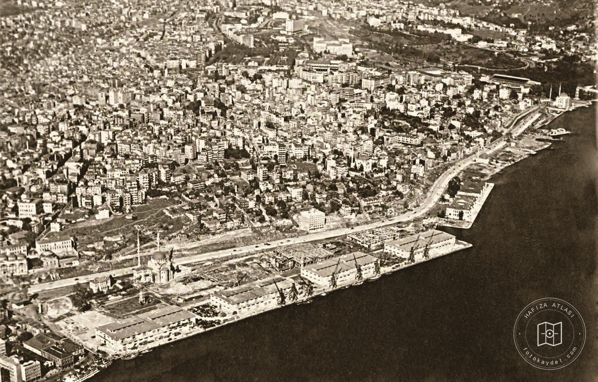 From Tophane toward Dolmabahçe