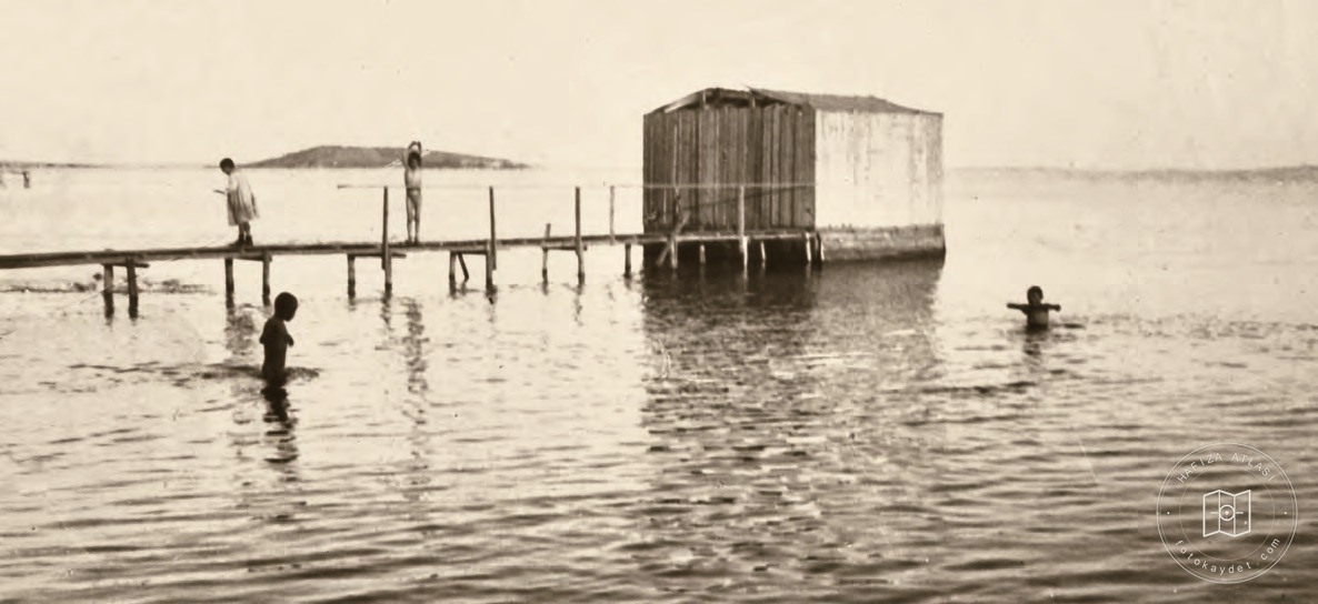 A sea bathing enclosure in Istanbul