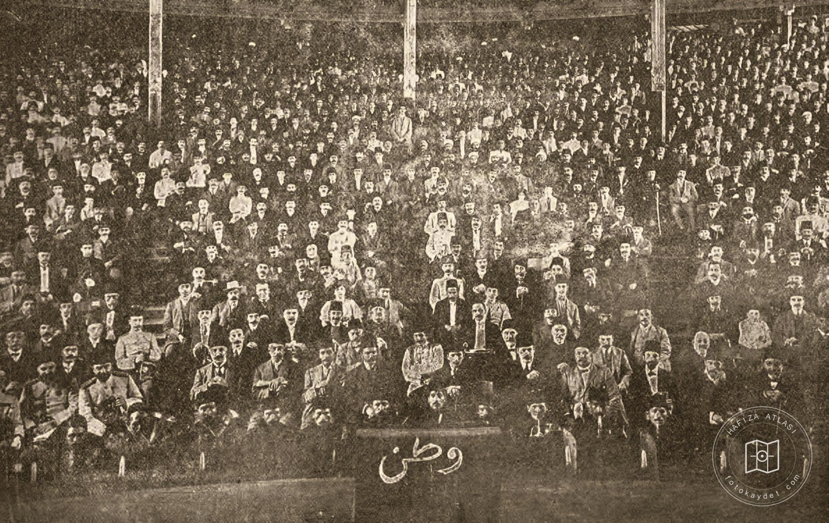 Vatan performed at Tepebaşı Theater