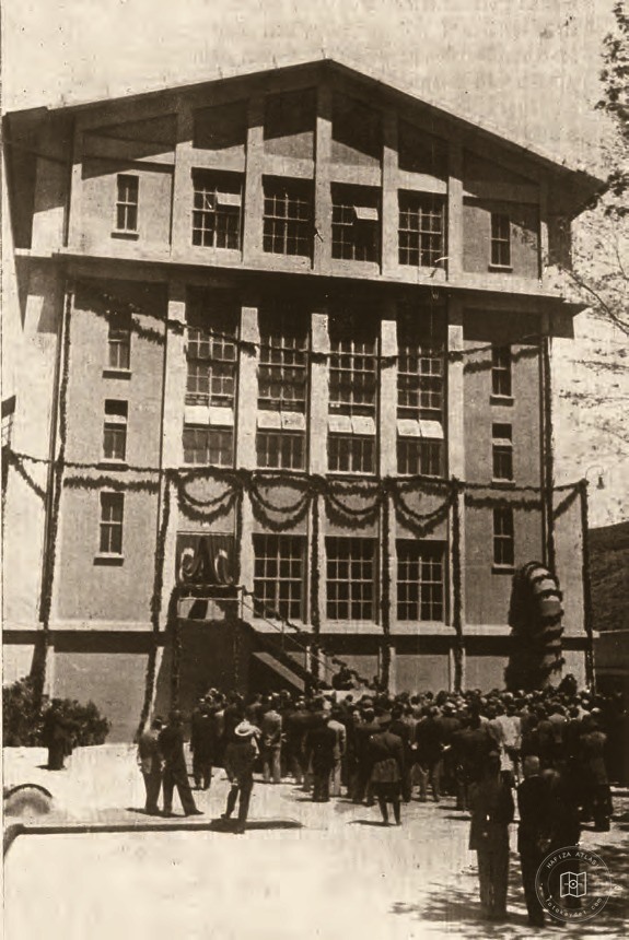 Silahtarağa power station building