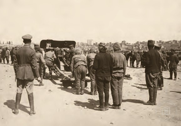 Occupation commanders and soldiers in Istanbul