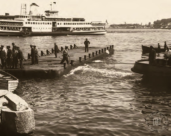 Karaköy İskelesi