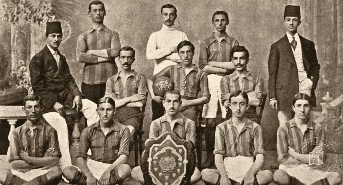 1911-1912 futbol şampiyonu Fenerbahçe kulübünün heyeti