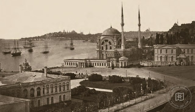 Dolmabahçe Palace, Valide Mosque and palace theater