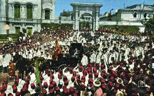 Abdülhamid II going to Yıldız Mosque for the Friday procession
