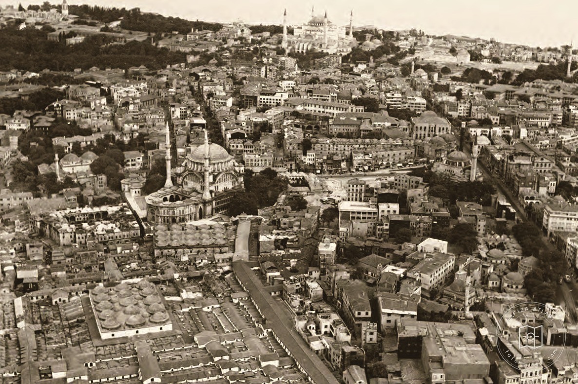 The Grand Bazaar, Nuruosmaniye, Çemberlitaş and Hagia Sophia