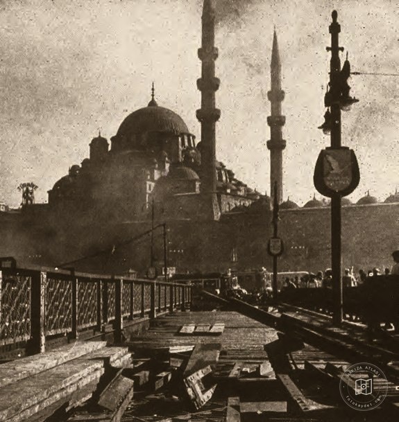 Repairs to Karaköy Bridge