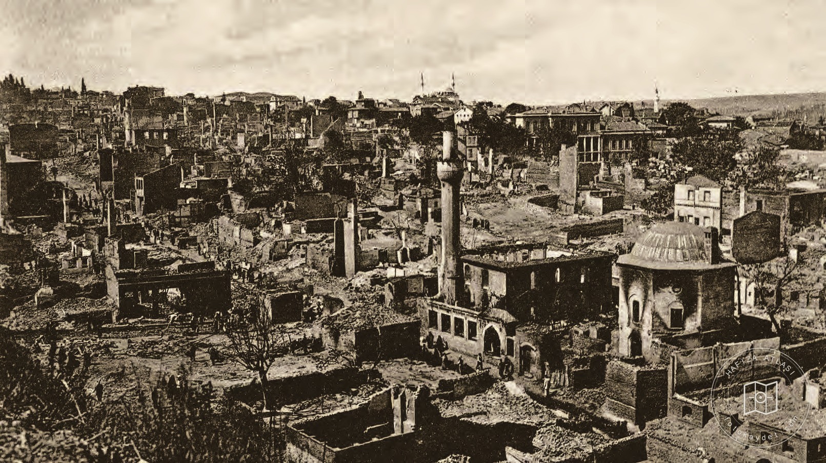 Istanbul after the 1908 fire