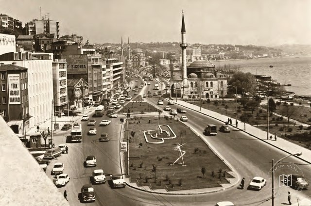 From Fındıklı Molla Çelebi Mosque toward Dolmabahçe
