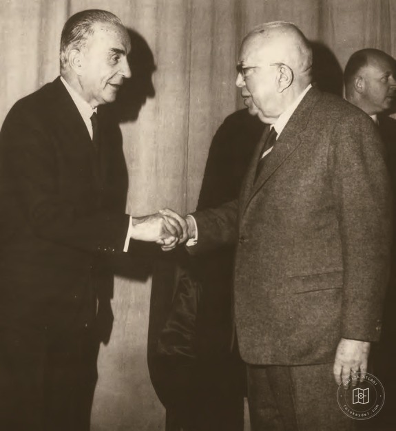 Münir Nurettin Selçuk ve Haşim İşcan