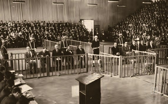 Adnan Menderes and his colleagues defending themselves at the Yassıada trials