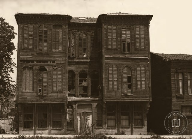 An abandoned Istanbul mansion