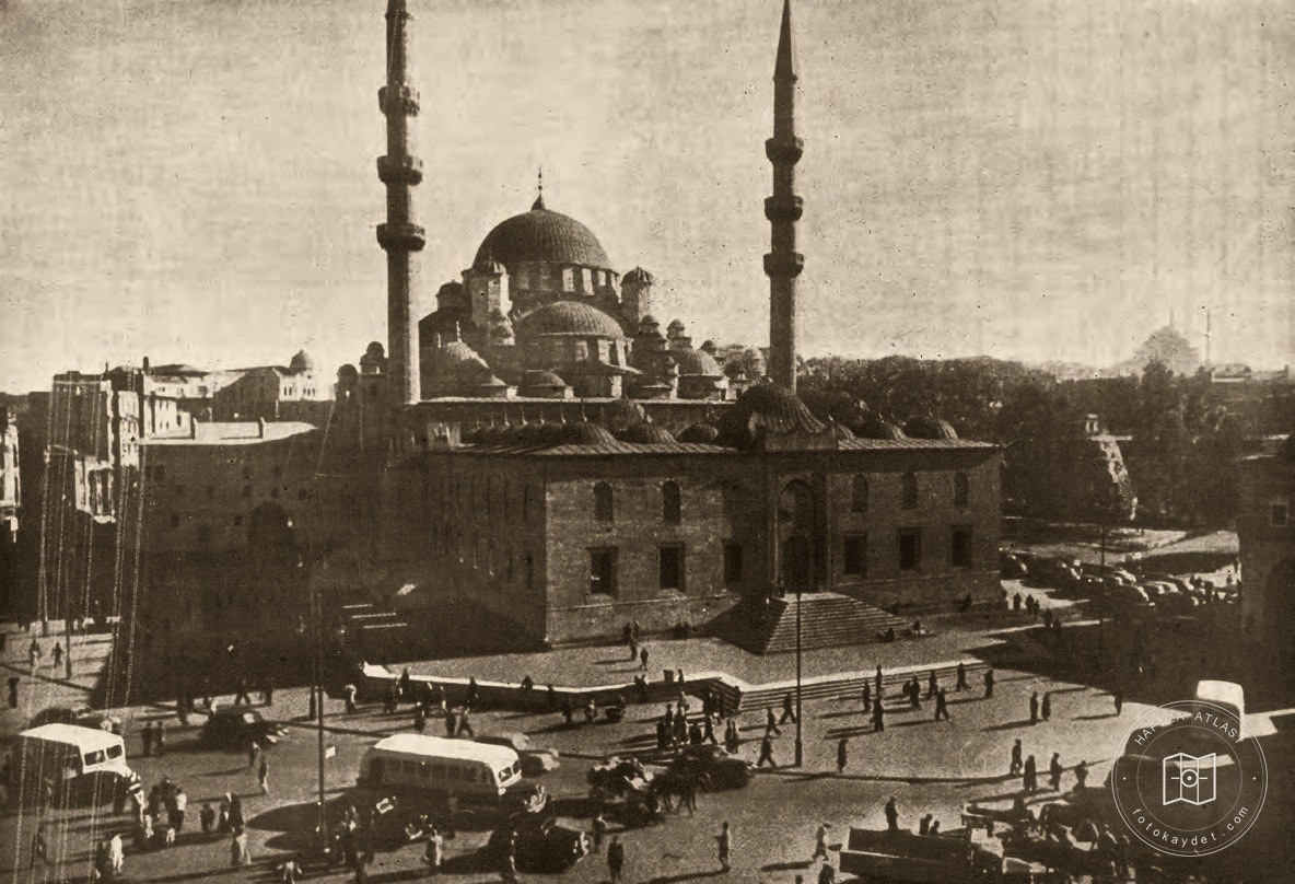 Eminönü Yeni Cami Meydanı