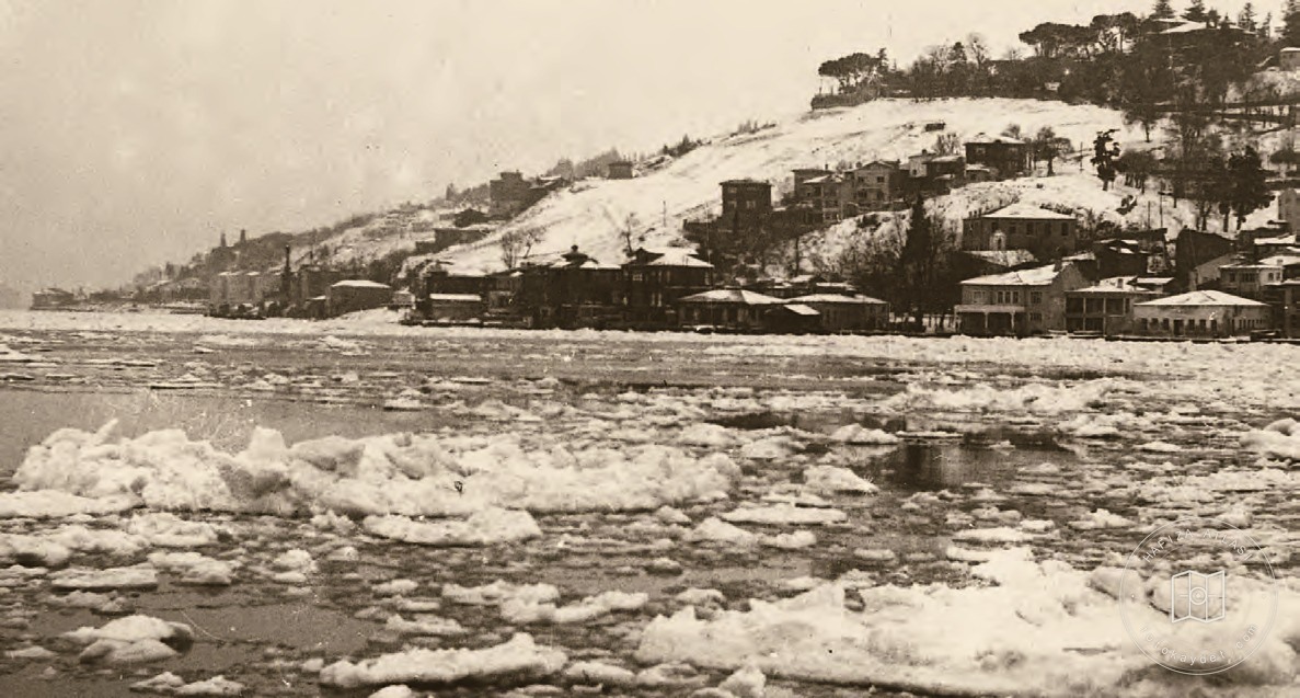 Ice on the Bosphorus, February 1954