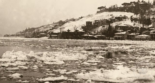Ice on the Bosphorus, February 1954