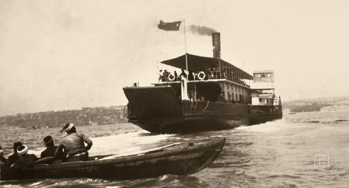 Boğaziçi'nde arabalı vapur