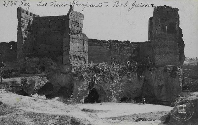Fes — Bab Gissa çevresindeki eski surlar