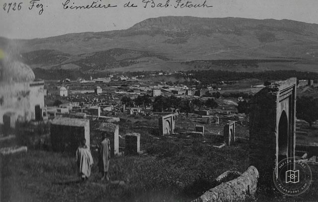 Fes — Bab el-Fetuh Mezarlığı’nın genel görünümü
