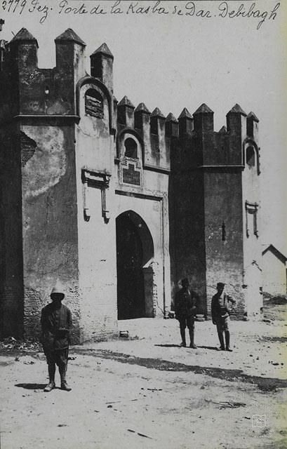 Fes — Dâr Debîbâğ Kasbahı’na giriş