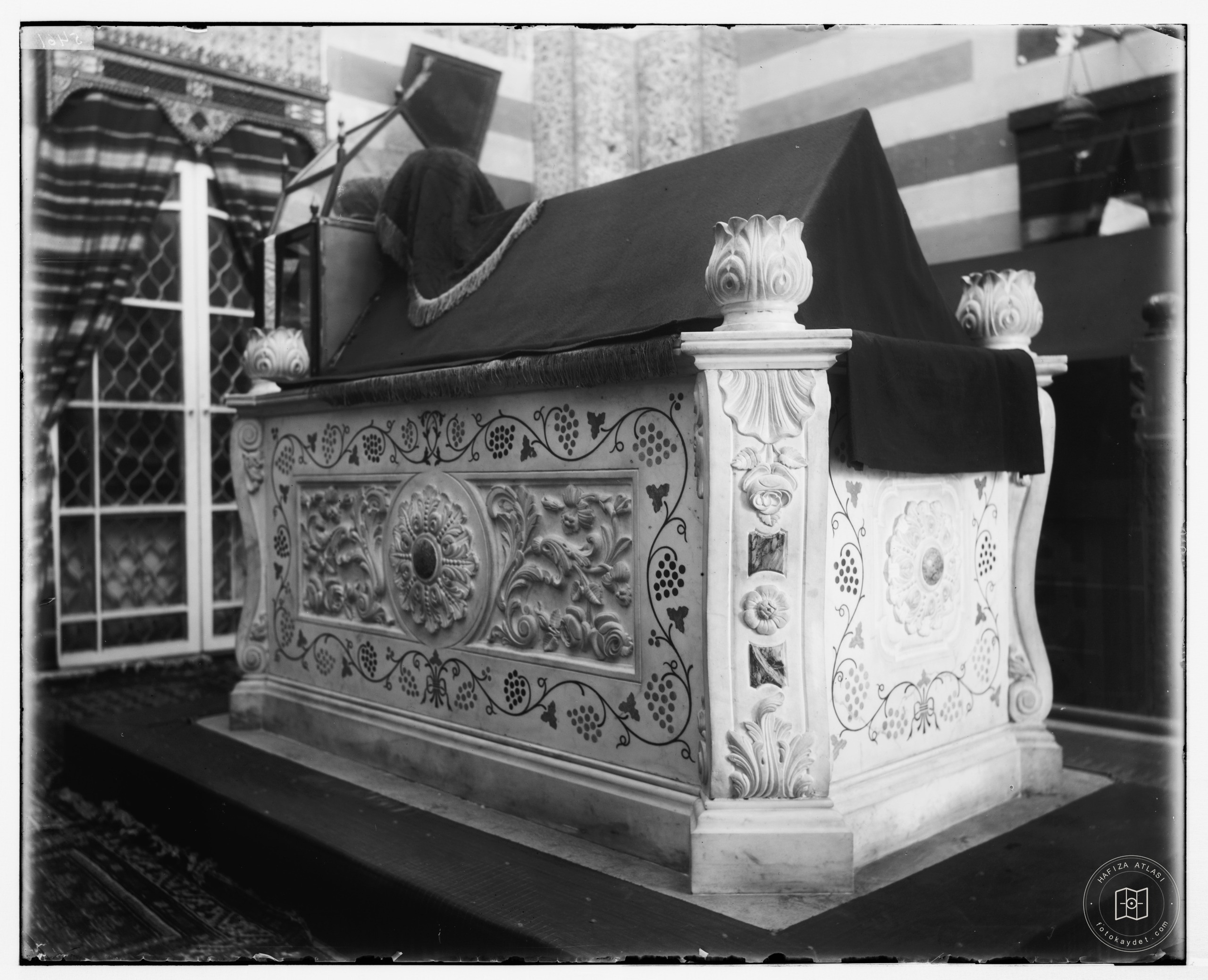 Damascus (Esh-Sham). Tomb of Saladin