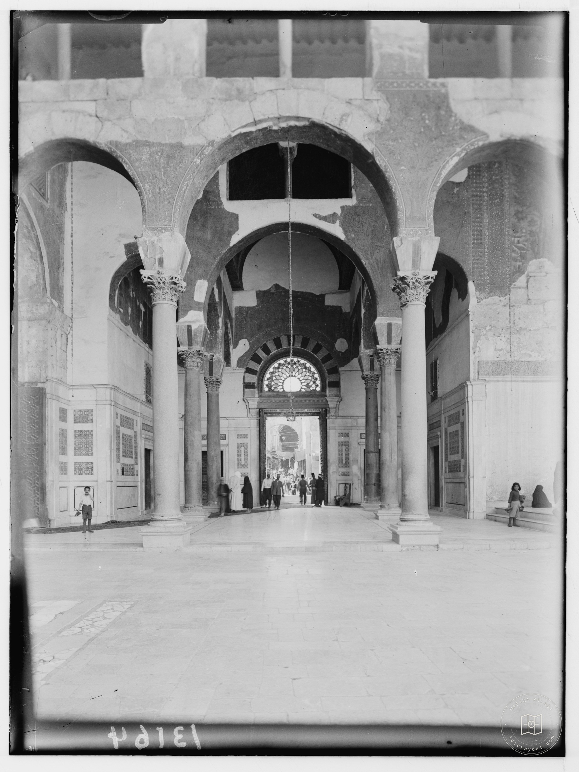 Damascus. The Ommayad Mosque. The entrance from courtyard
