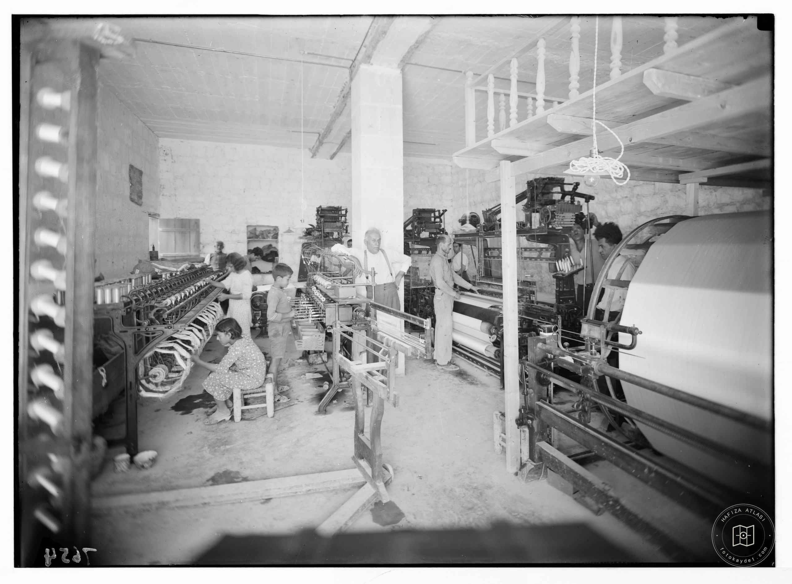 Aleppo. Armenian weaving establishment