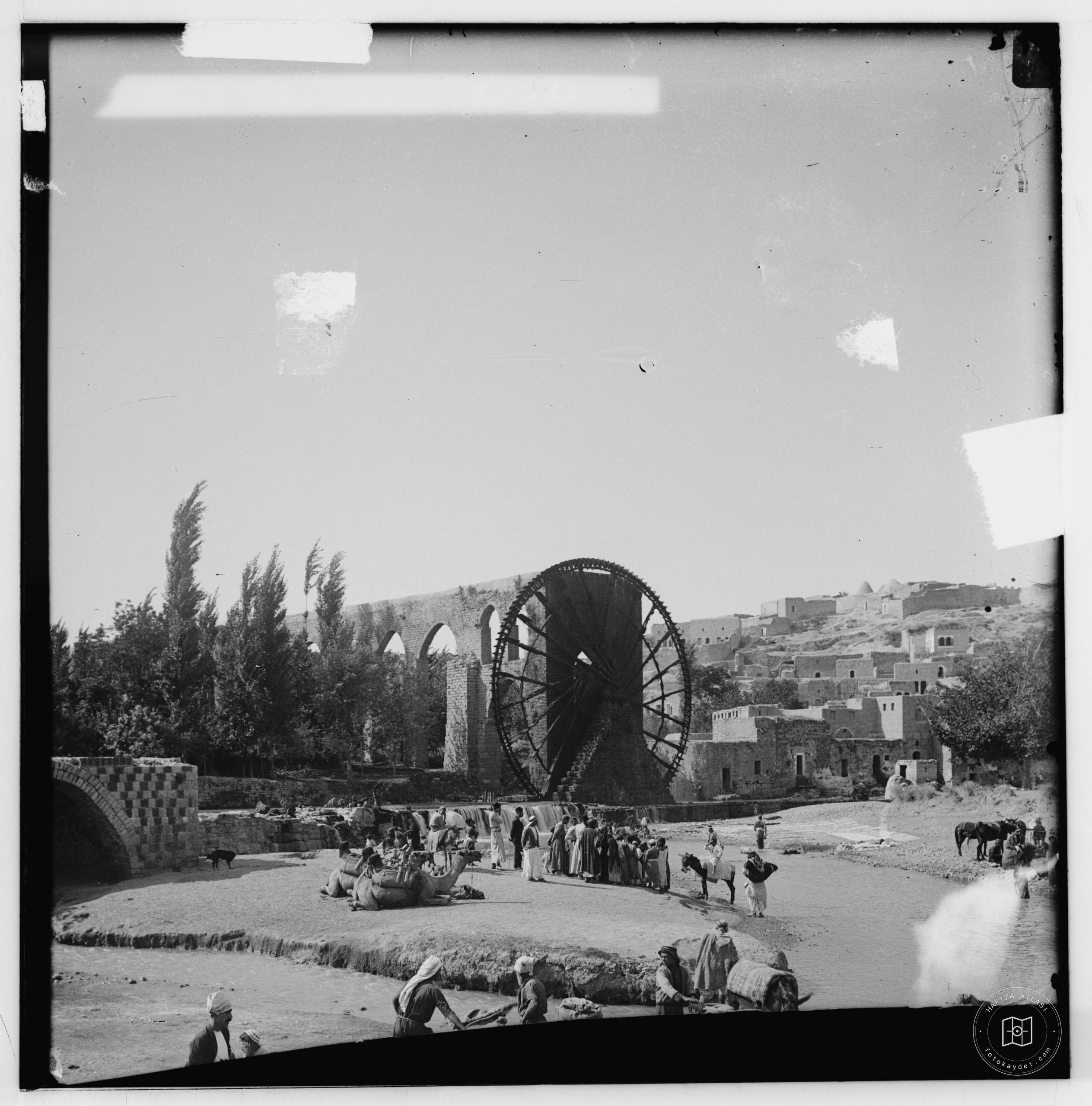 Hama (Hamath). Busy scene on the Orontes
