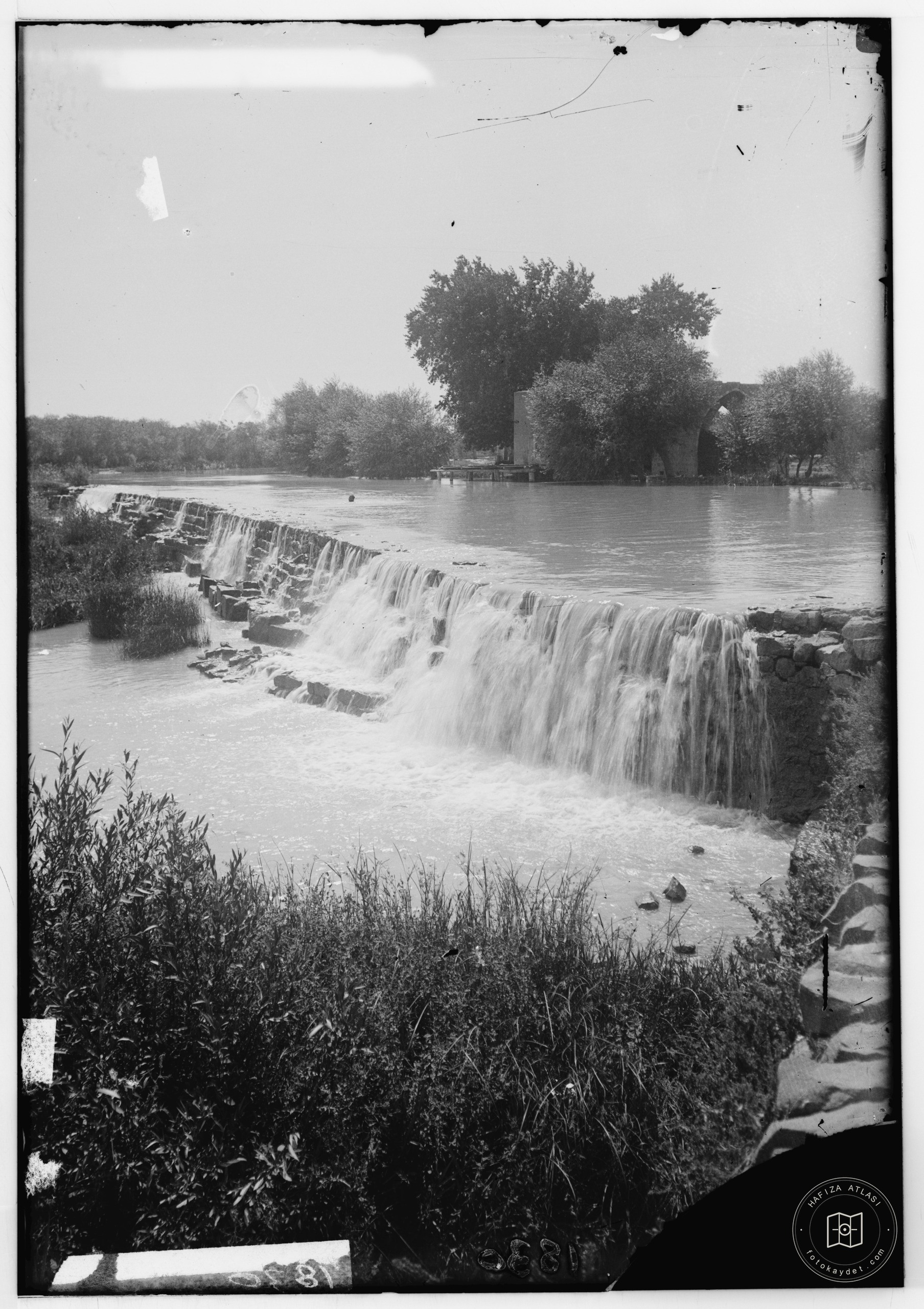 Characters and industries, etc. River Orontes, Homs