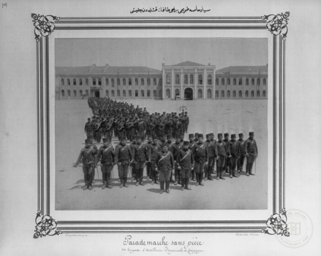 The sortie of the First Mobile Artillery Bodyguard Brigade from the barracks / Constantinople, Abdullah Frères
