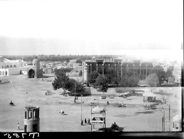 Buhara — Bolo Havuz Camii