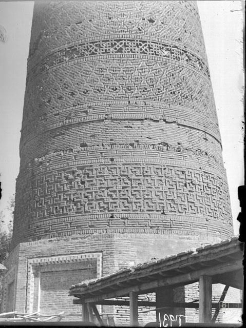 Uzgen — Minaret of Uzgen