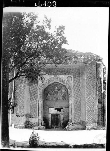 Uzgen — Three Mausolea at Uzgen