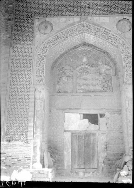 Uzgen — Three Mausolea at Uzgen