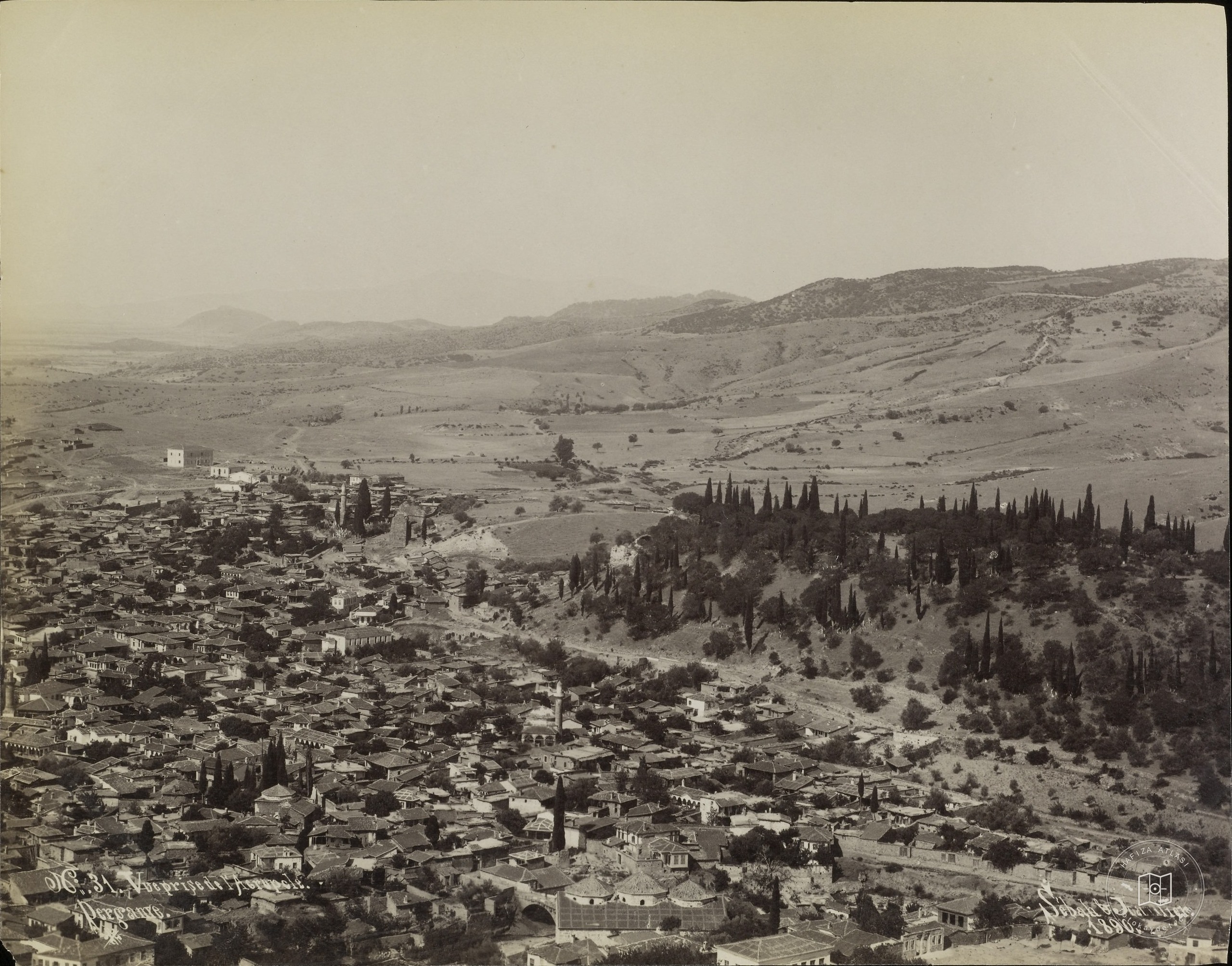 Bergama / Sébah and Joaillier Photo