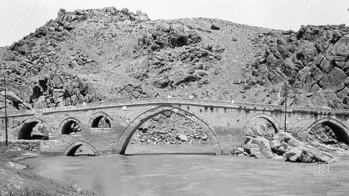 Bridge / 1956