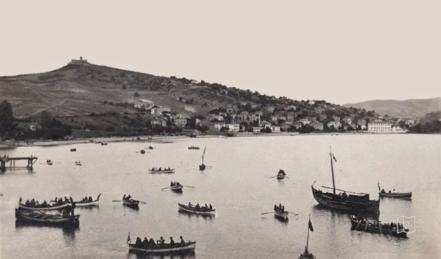 Suk Bay and Ceneviz Castle