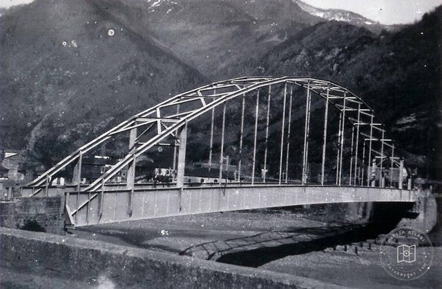 Debt, Artvin