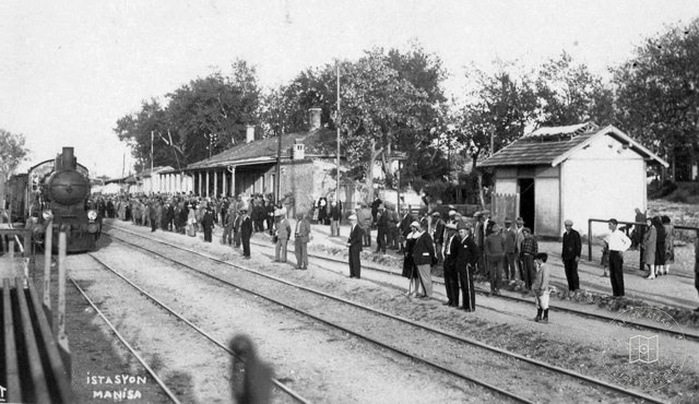 1920′lerde Manisa Tren Station
