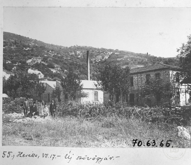 Hereke Carpet Factory - New Woven Factory / 1914