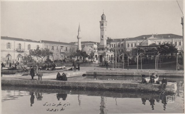 Konak Square and Izmir Clock Tower