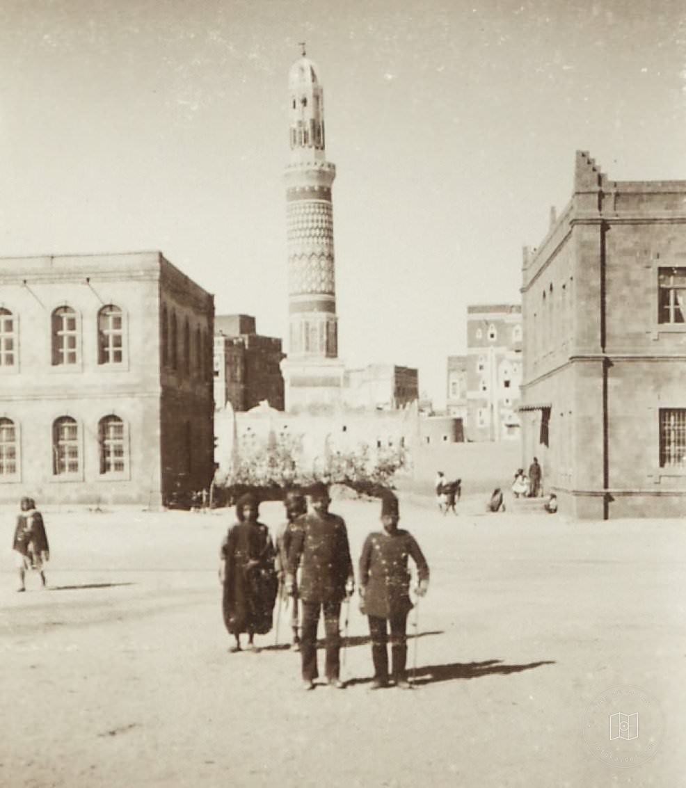 Ottoman Soldiers in You, Yemen / 1890′s