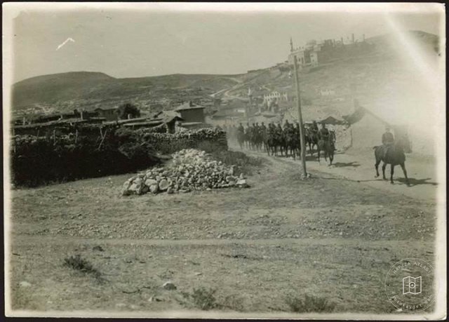 Seyitgazi: Yunan 2. Ordu birliklerinin şehre girişi 8 Temmuz 1921