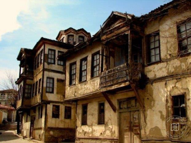 Combed - Lantern House