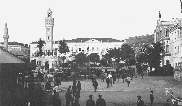 1940′larda İzmir Konak Square