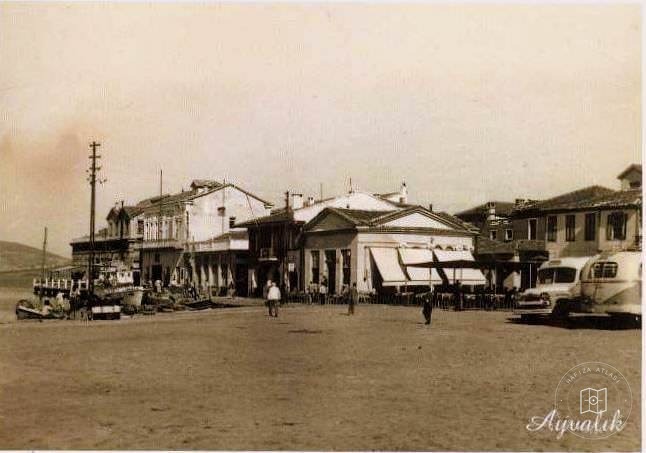 Ayvalık Cumhuriyet Meydanı / 1960 civarı