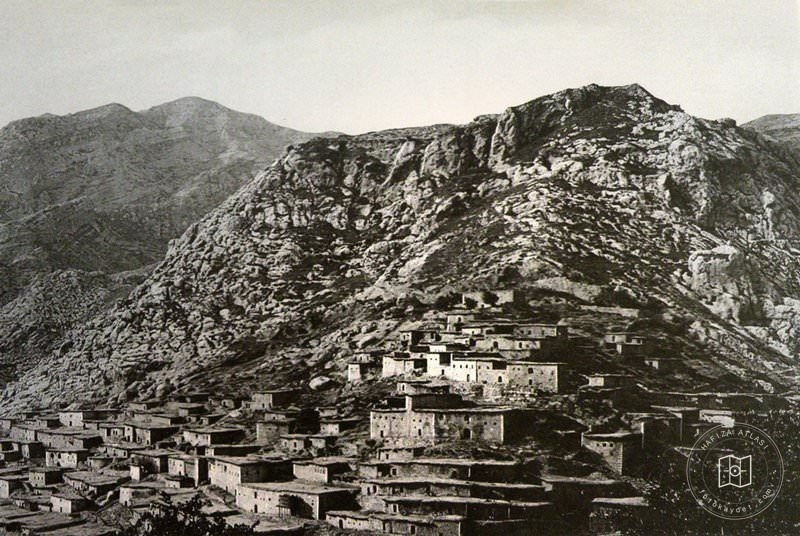 Akra. A town inhabited by Nestorians (Assyrians) (Source: Mark Sykes, Dar-ul-Islam, London, 1904)