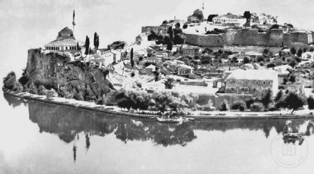 Yanya / 1935