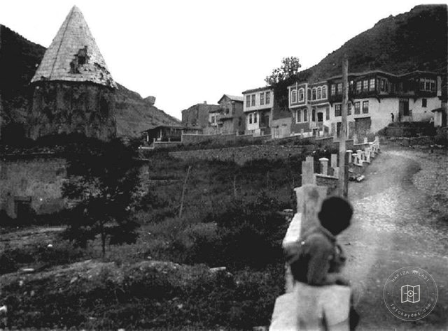 Akşehir Mahmut Hayrani Hazretlerinin Tomb / 1920.