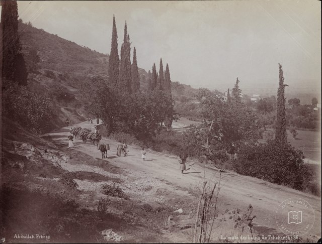 Giden Road to Czechirge Baths, Bursa / Abdullah Fréres Photo