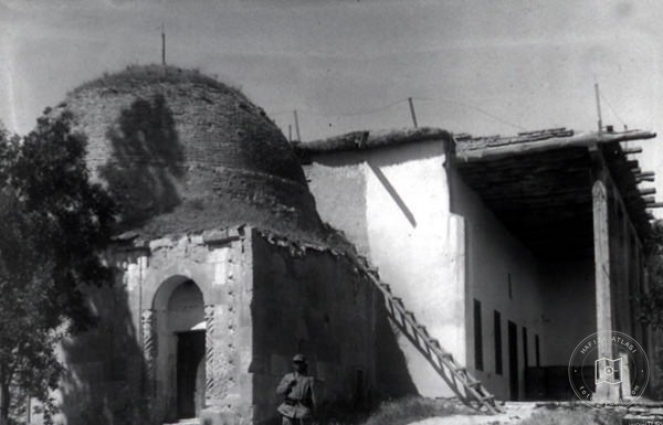 Tomb, Konya